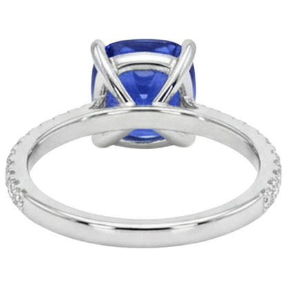 natural round sapphire 2.50ct ring on white background