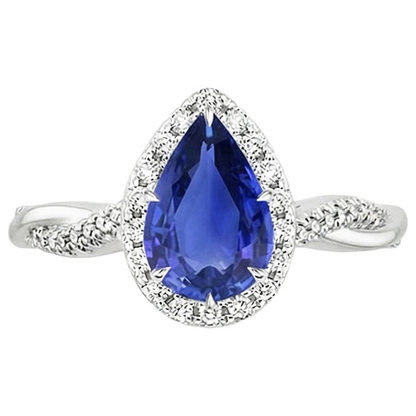 natural round sapphire 5.50ct ring close up detail