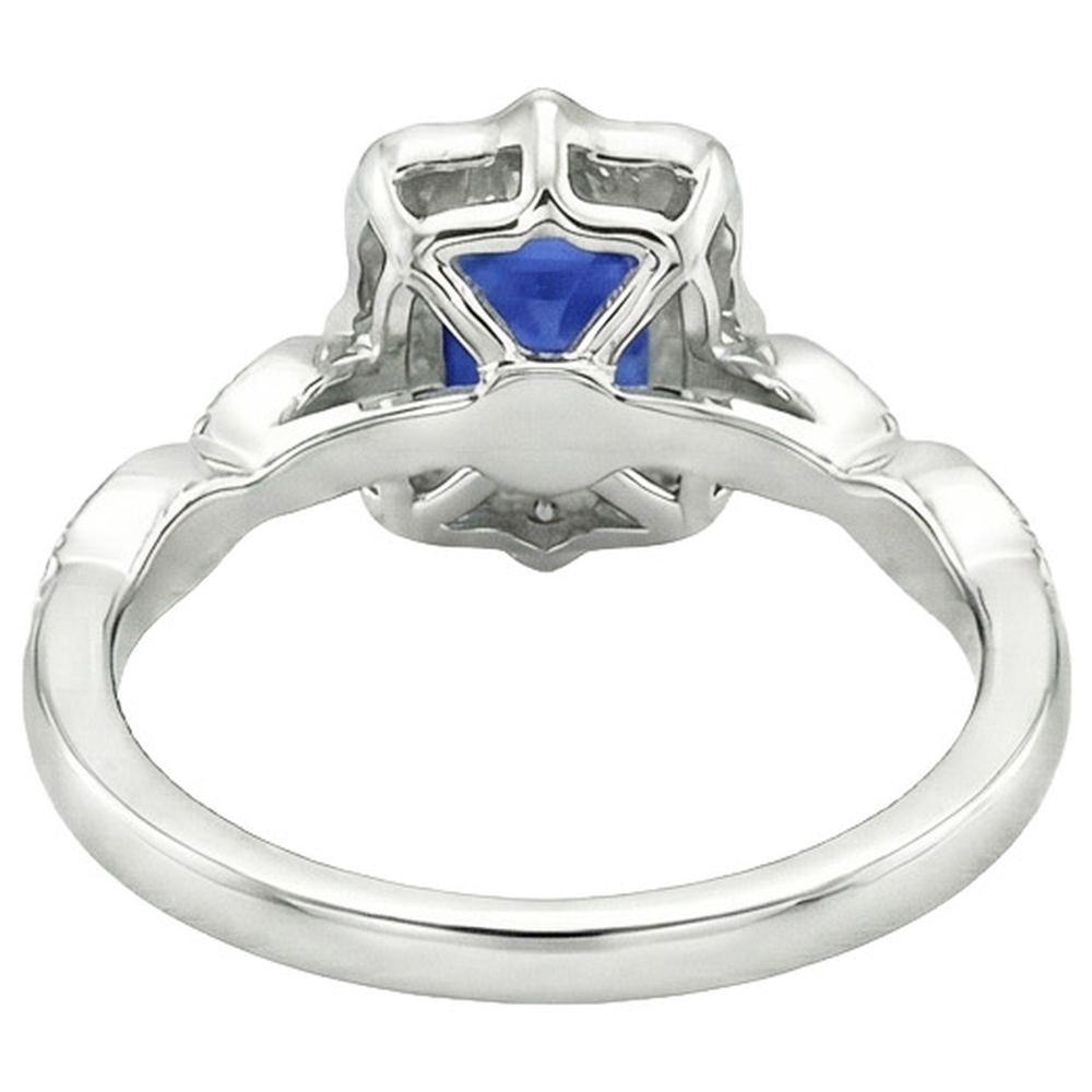 natural emerald sapphire 4ct ring on white background