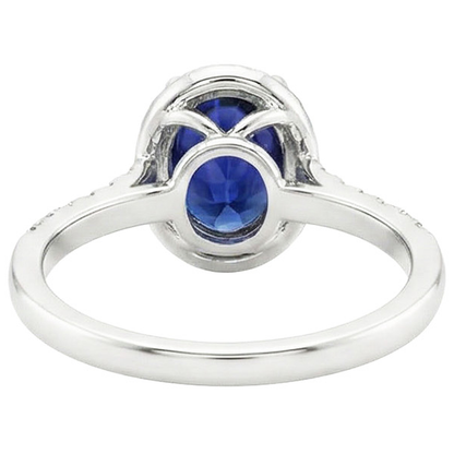 natural round sapphire 4ct ring on white background