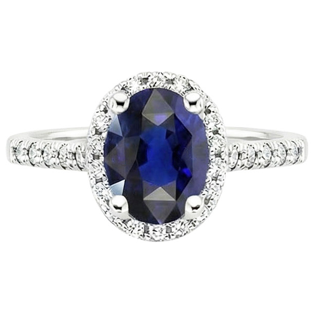 natural round sapphire 4ct ring close up detail