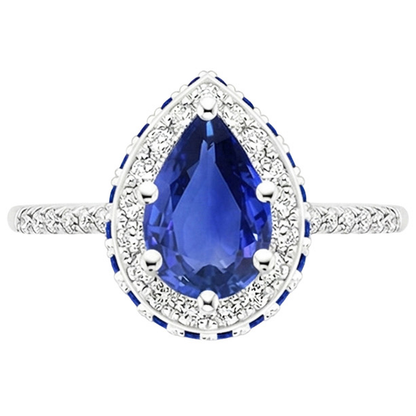 natural round sapphire 5.25ct ring close up detail
