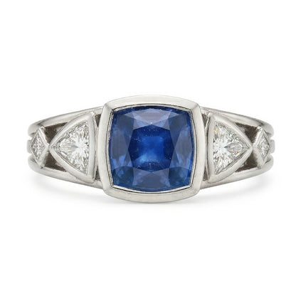 Natural Earth Mined Diamond Ring 2.50 Carats Bezel Round Sapphire & Trillion, Princess Cut