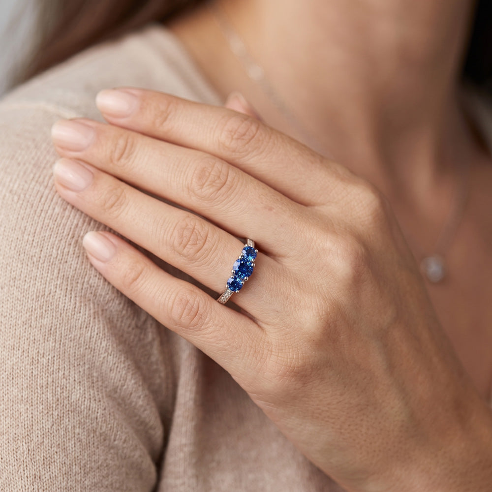 Natural Earth Mined Diamond Sapphire Ring 1.10 Carats Claw Prong Setting Women Jewelry