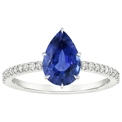 natural round sapphire 5.25ct ring close up detail