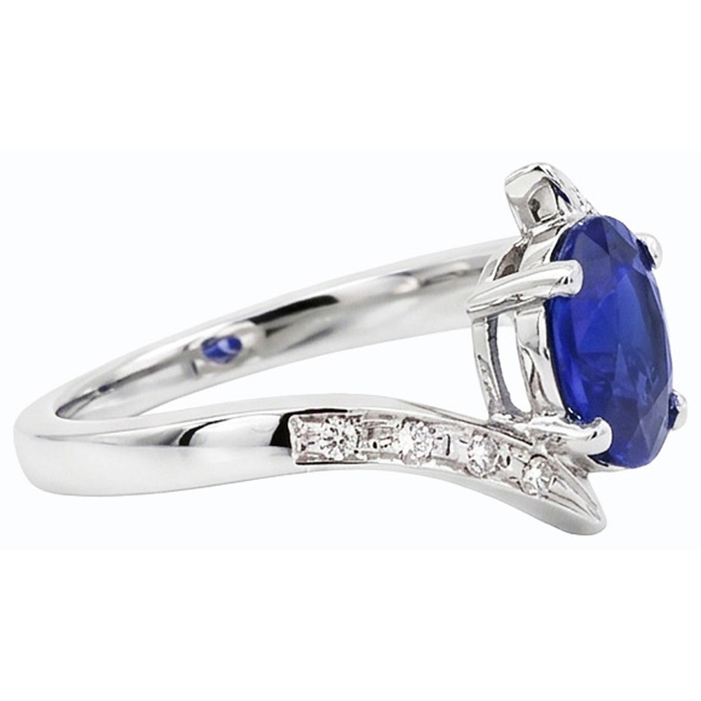 natural round sapphire 2.50ct ring profile view