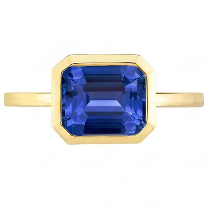 Natural Real ( Not Lab Grown )  2 Carats Emerald Solitaire Ceylon Sapphire Bezel Set Ring Yellow Gold