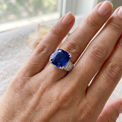Natural Real ( Not Lab Grown )  Beautiful 6 Carat Sapphire Engagement Ring