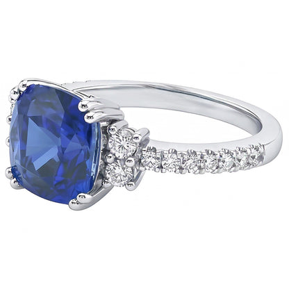 natural round sapphire 4.50ct ring close up detail
