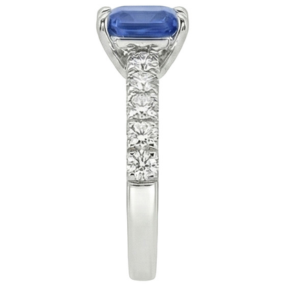 natural round sapphire 2.75ct ring top view