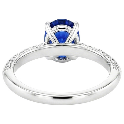 natural round sapphire 5.50ct ring on white background