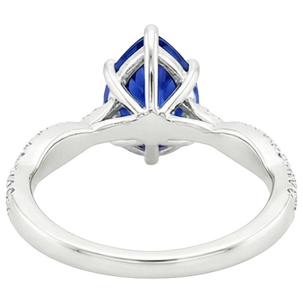 natural round sapphire 5.50ct ring on white background