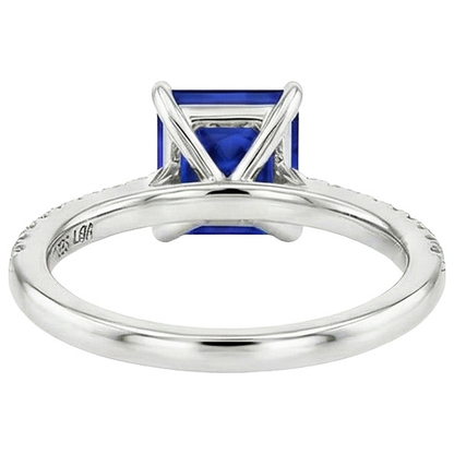natural round sapphire 6ct ring on white background