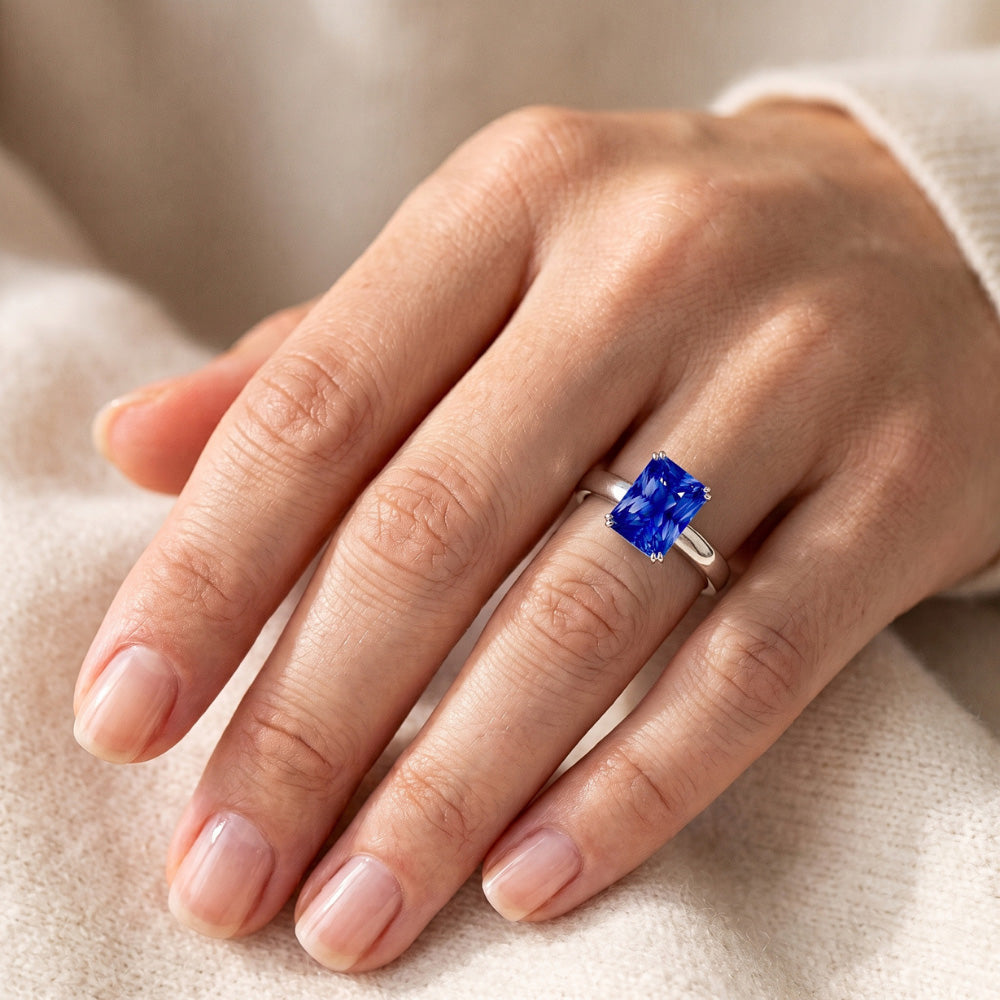 Natural Real ( Not Lab Grown )  Radiant Solitaire Ceylon Sapphire Engagement Ring 2.50 Carats Gold 14K