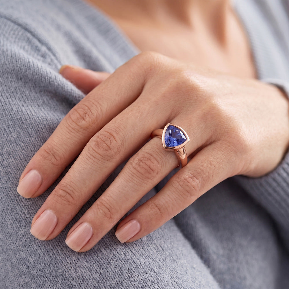 Natural Real ( Not Lab Grown )  Rose Gold Solitaire Ring 2 Carats Blue Sapphire Bezel Set Trillion Cut