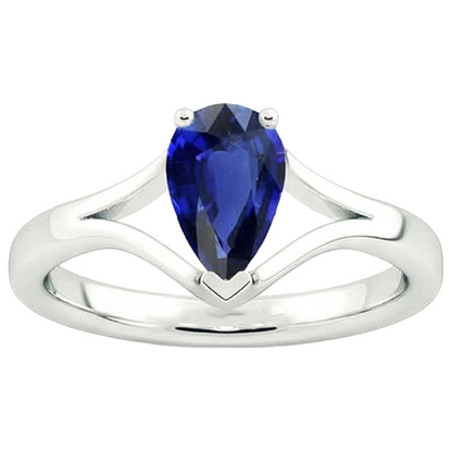 natural pear sapphire 2.50ct ring close up detail