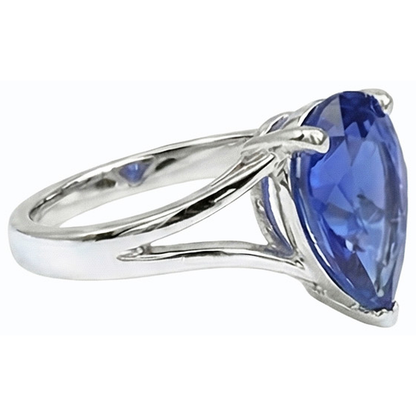 natural pear sapphire 3ct ring top view