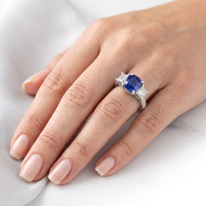 Natural Sapphire Ring 2.50ct - White Gold 14K