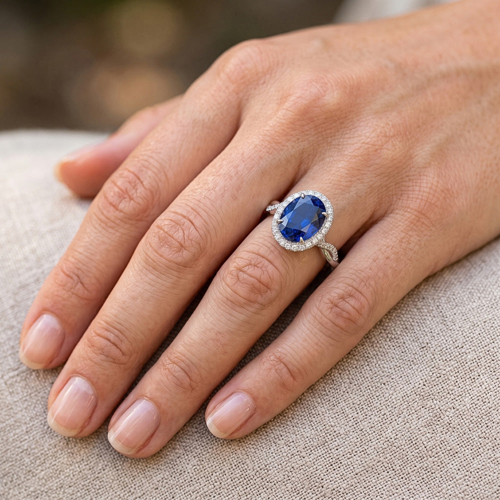 Natural Sapphire Ring 4.25ct - White Gold 14K
