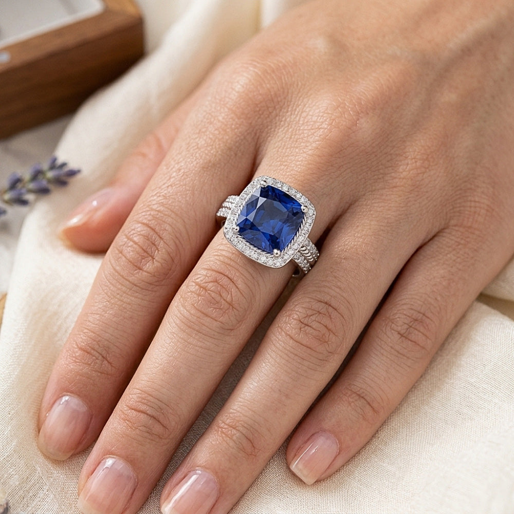 Natural Sapphire Ring 4.50ct - White Gold 14K