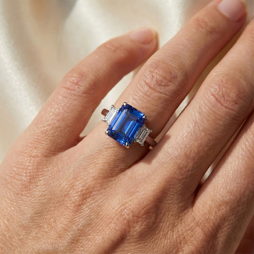Natural Sapphire Ring 4ct - White Gold 14K