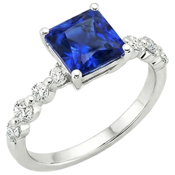 New Gold Princess Cut Natural Blue Sapphire With Accents Ring 4 Carats