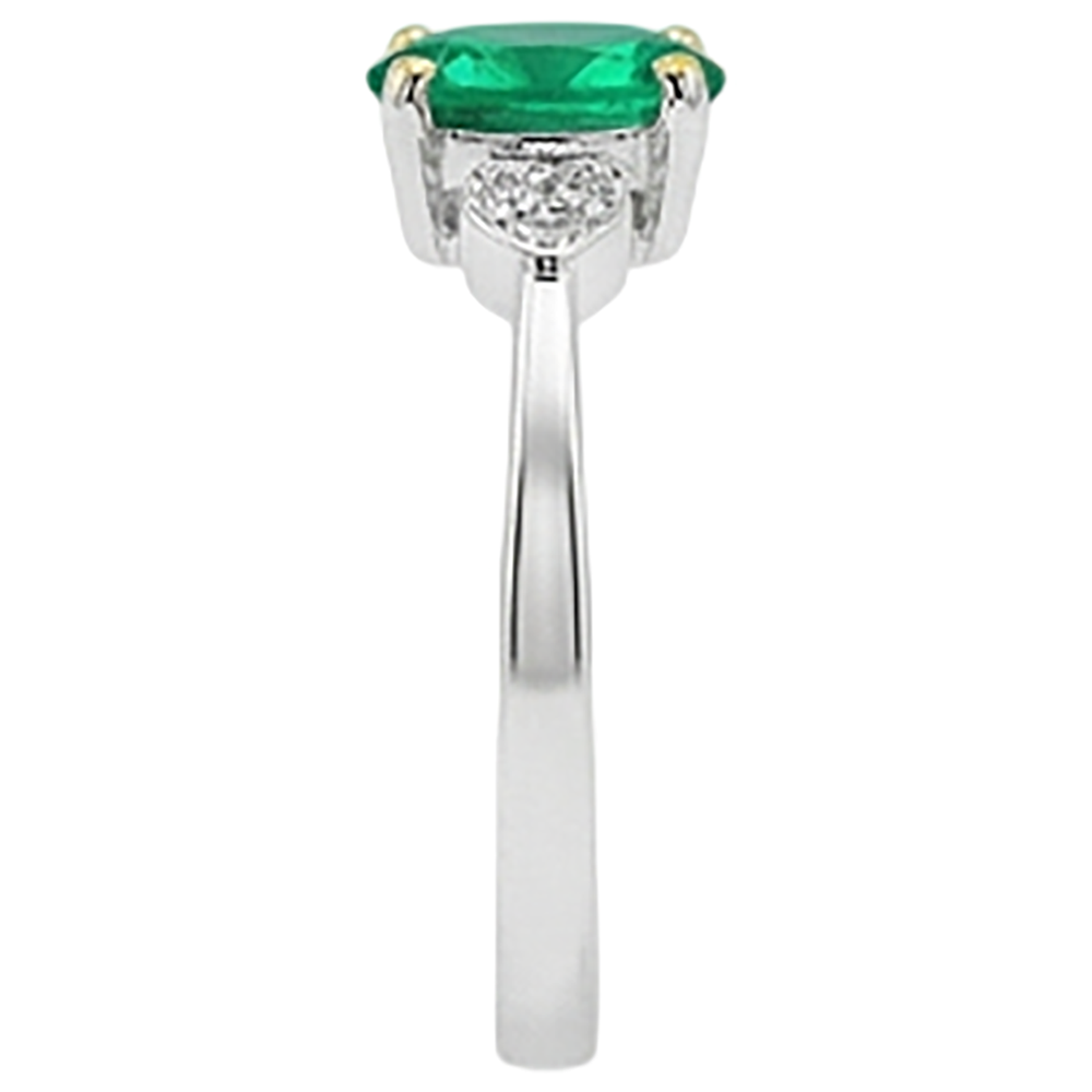 Natural Real ( Not Lab Grown ) Oval Green Emerald GIA And Diamond Ring Tapered Shank