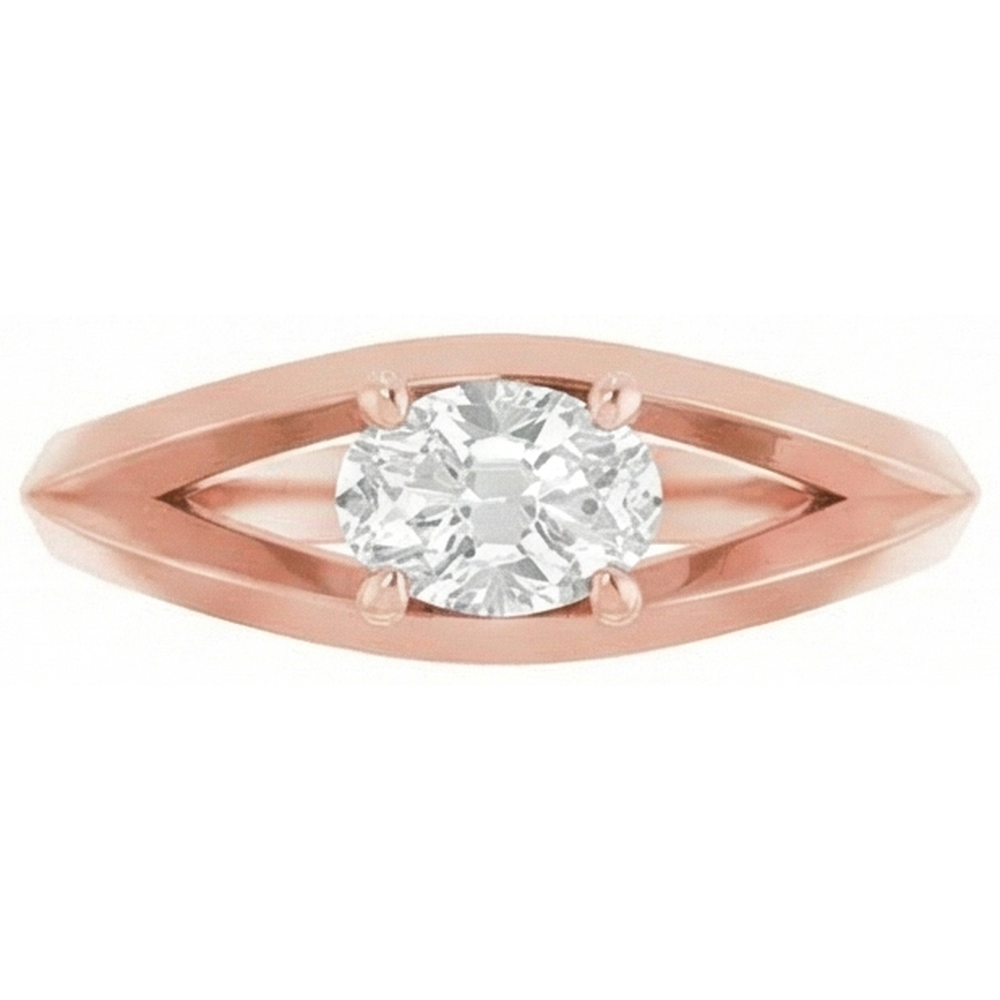 natural oval diamond 3ct ring close up detail