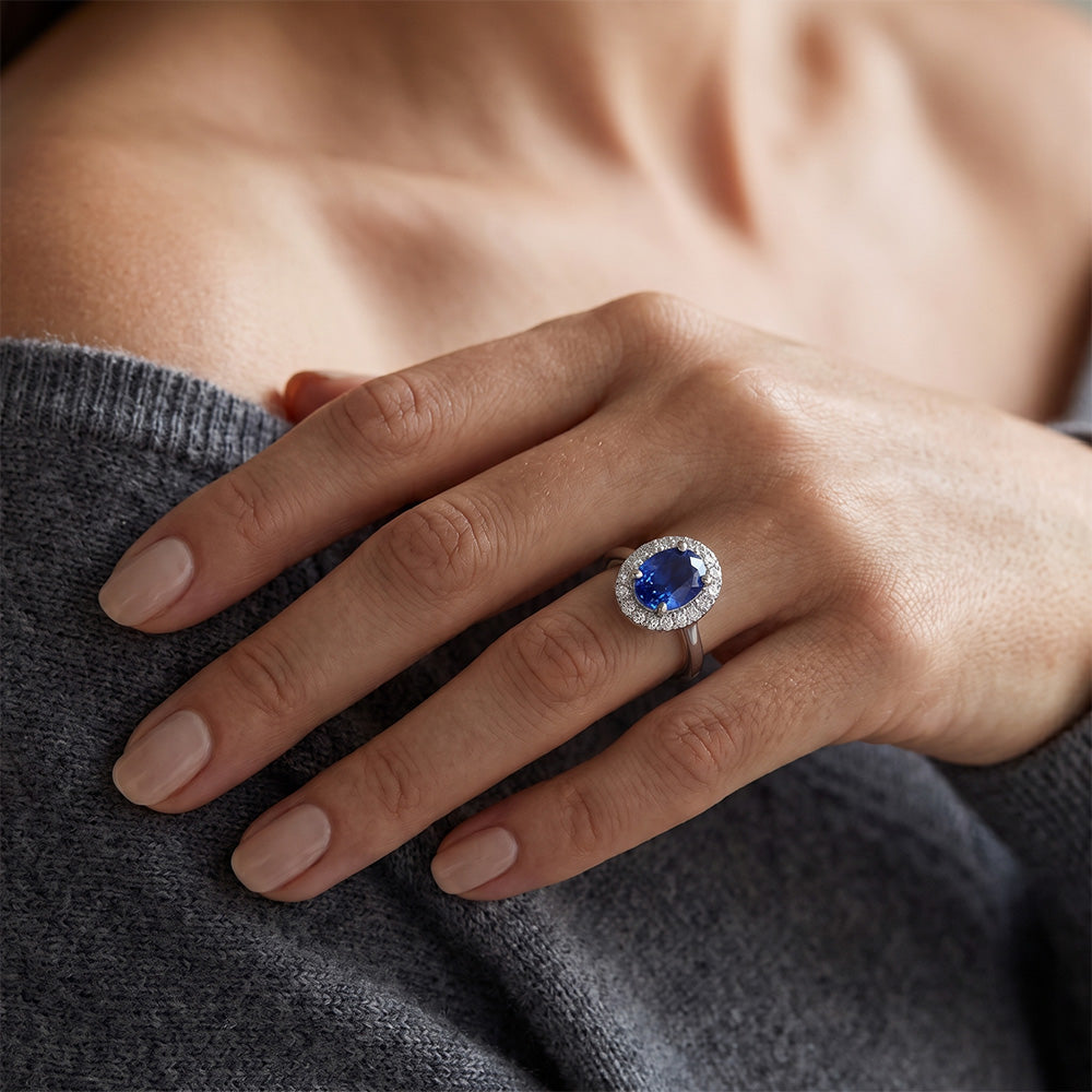 Oval & Round Cut Ceylon Sapphire With Natural Earth Mined Diamond Ring 2.80 Carat WG 14K