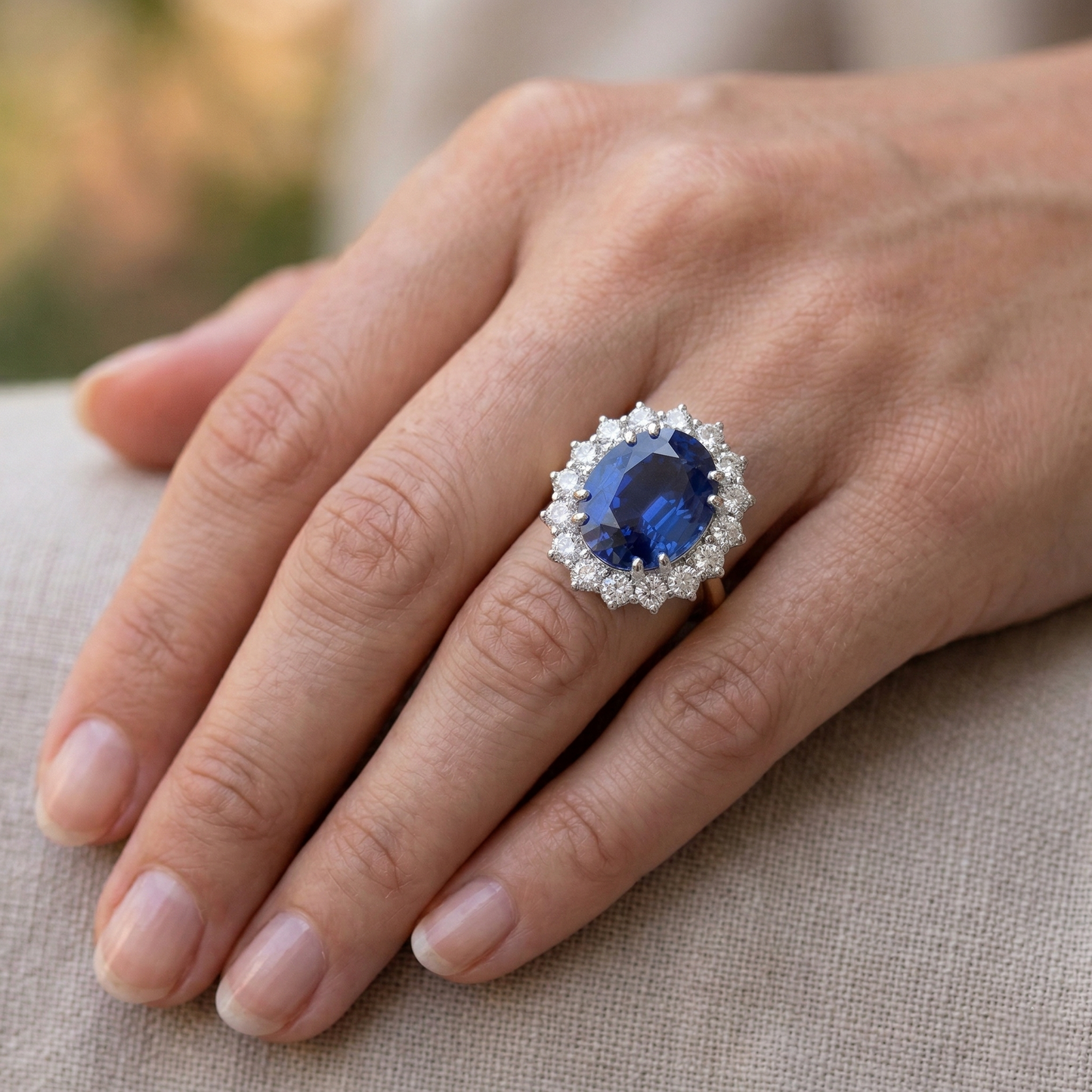 Oval Ceylon Sapphire Natural Earth Mined Diamonds 8.51 Ct Ring Two Tone White Gold 14K