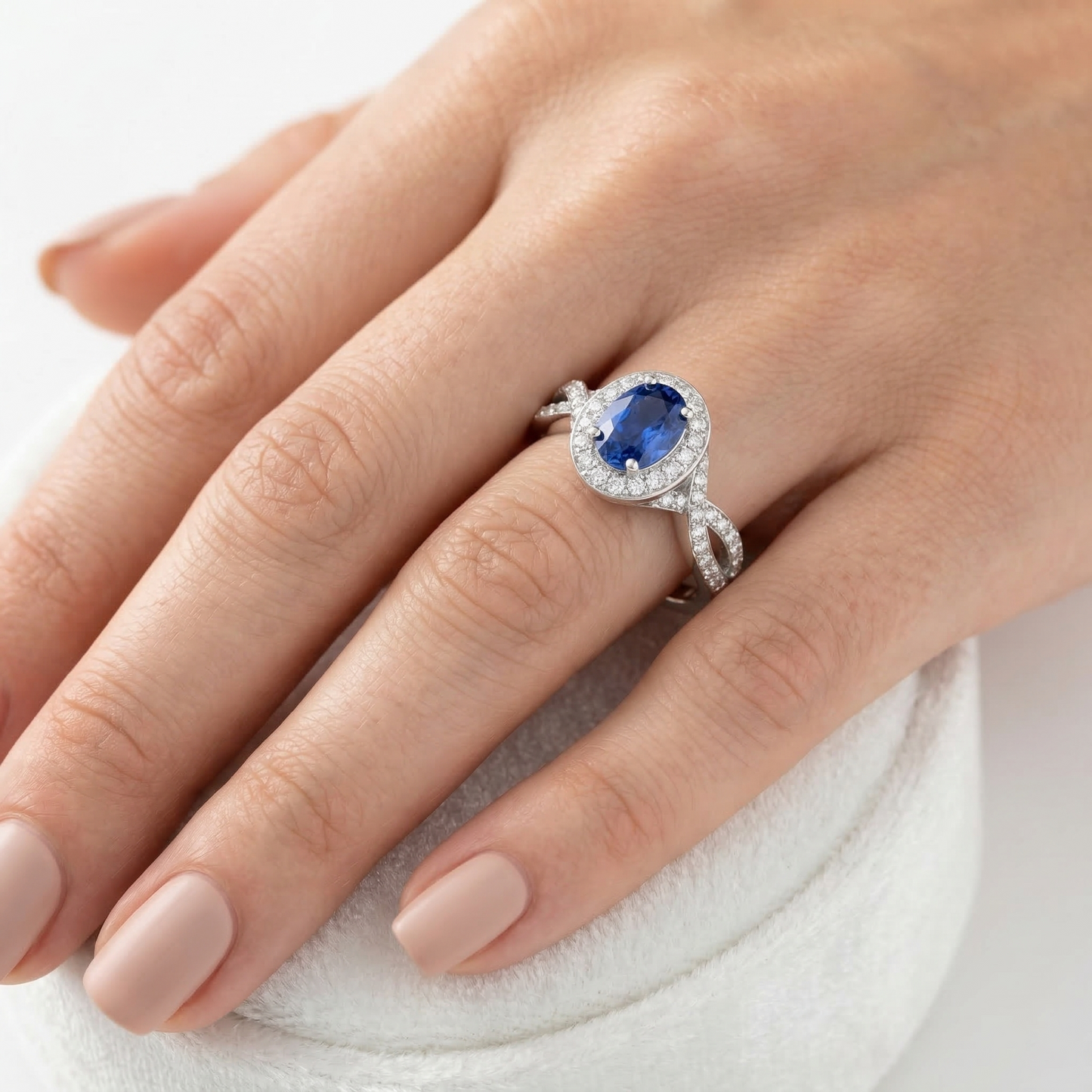 Oval Ceylon Sapphire & Round Natural Earth Mined Diamond Ring 1.55 Carat White Gold 14K