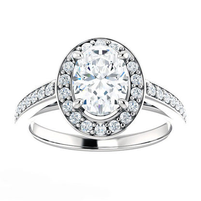 natural round diamond 5.50ct ring close up detail