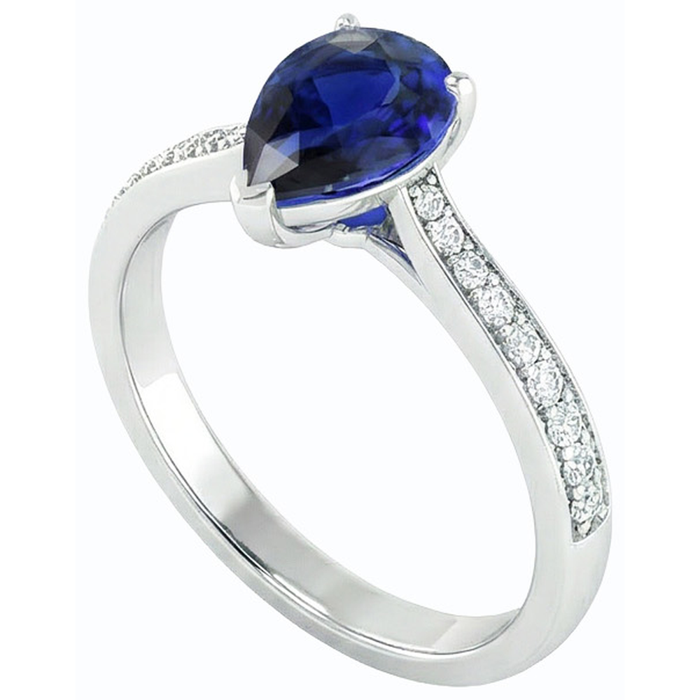 natural round sapphire 3ct ring close up detail
