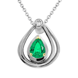 Pear Shape Women’s Pendant Green Emerald Casual Diamond Necklace