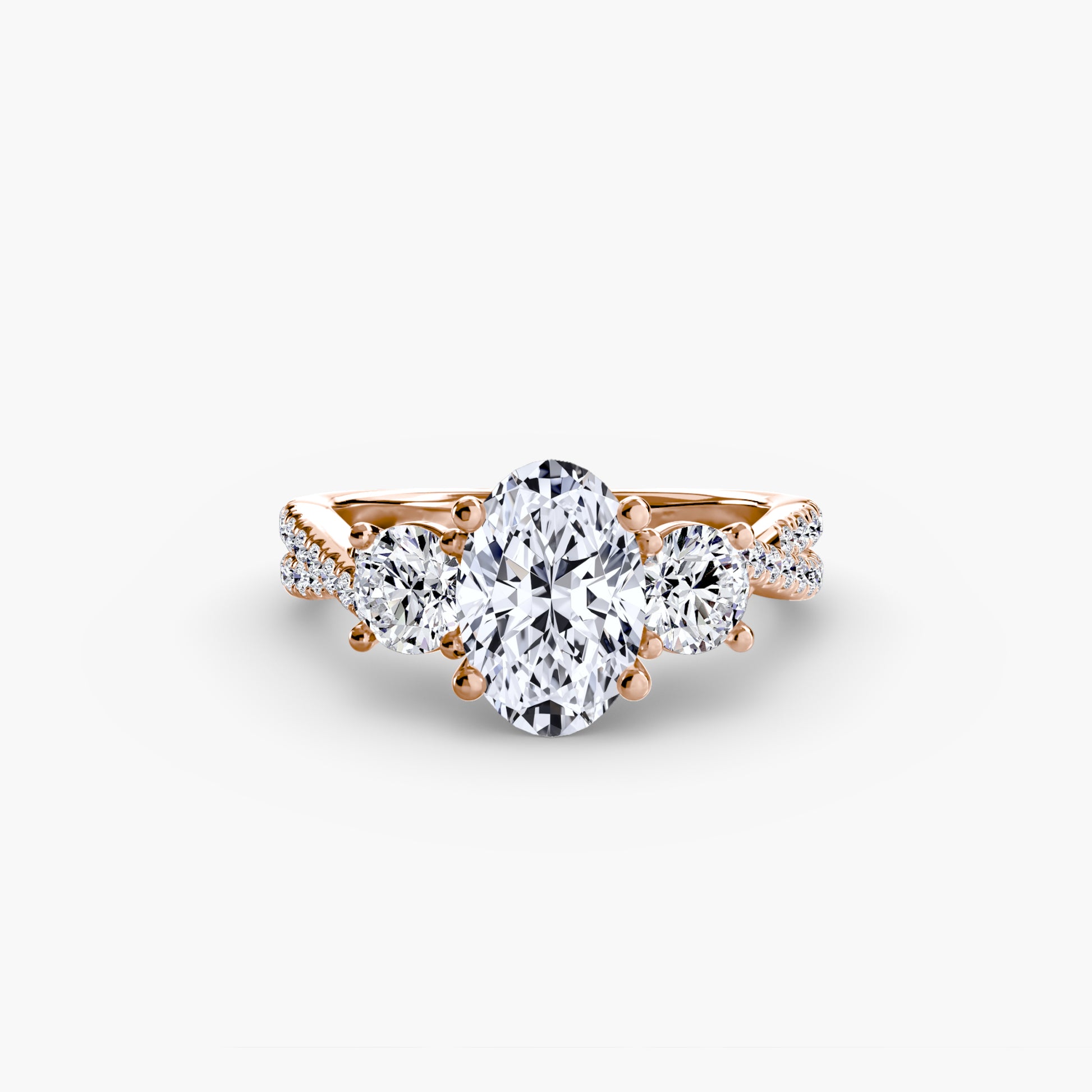 natural round diamond 0.77ct band lifestyle photo
