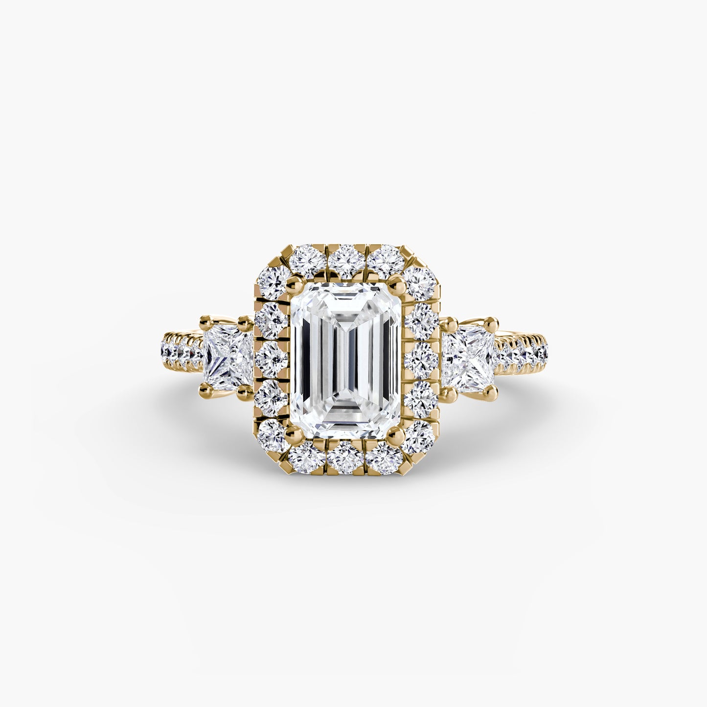 natural round diamond 0.69ct ring close up detail