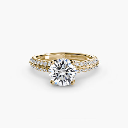 natural round diamond 0.36ct other on white background