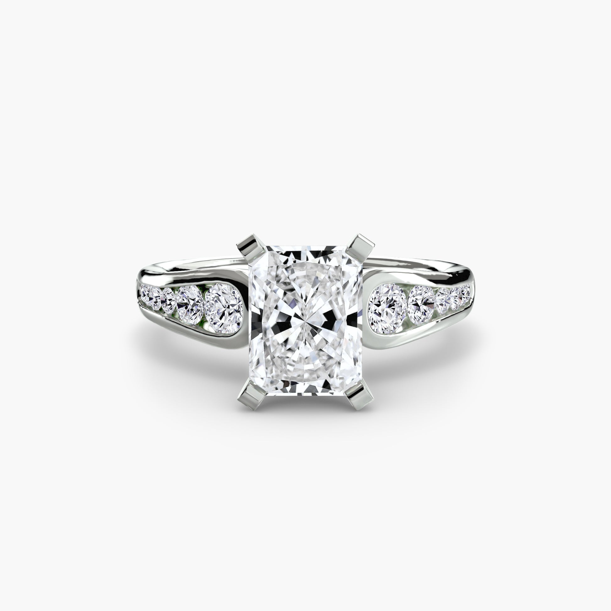natural round diamond 0.34ct other on white background