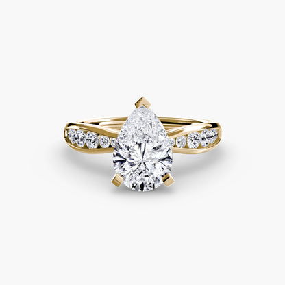 natural round diamond 0.31ct other on white background