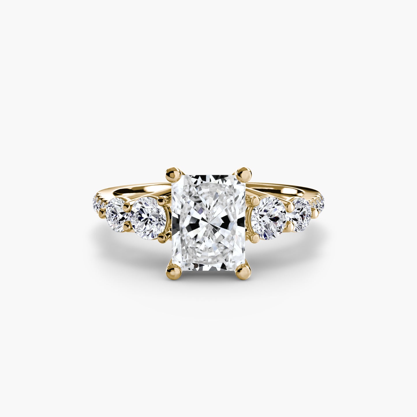 natural round diamond 0.49ct band with diamond accents
