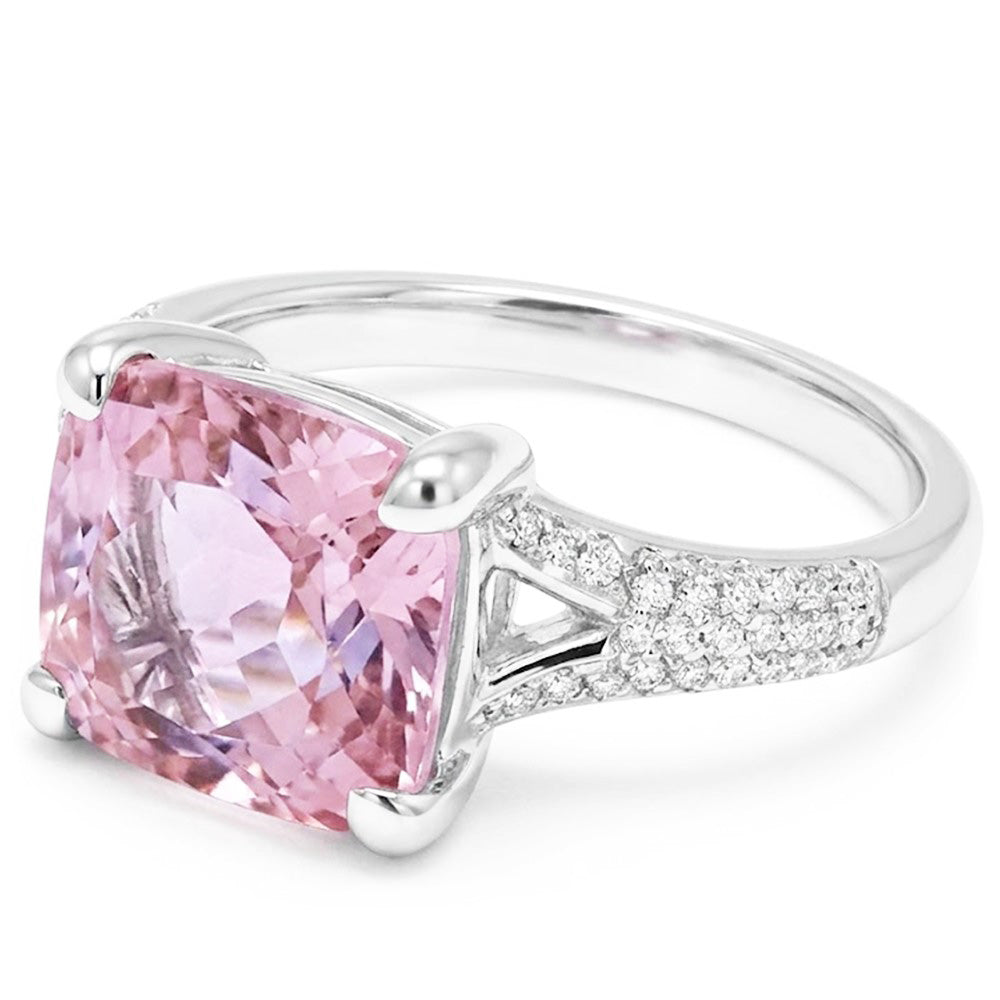 Radiant Cut Kunzite With Round Natural Earth Mined Diamonds 17.90 Carats Ring 14K Gold