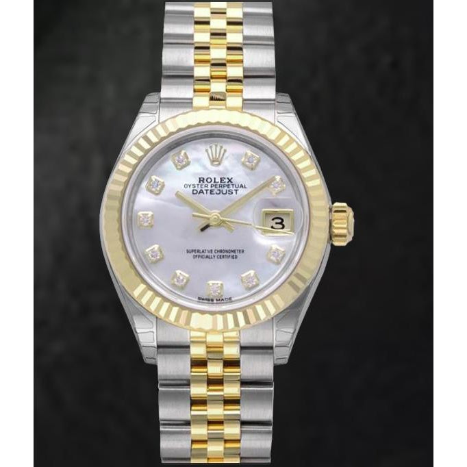 natural round diamond watch front view