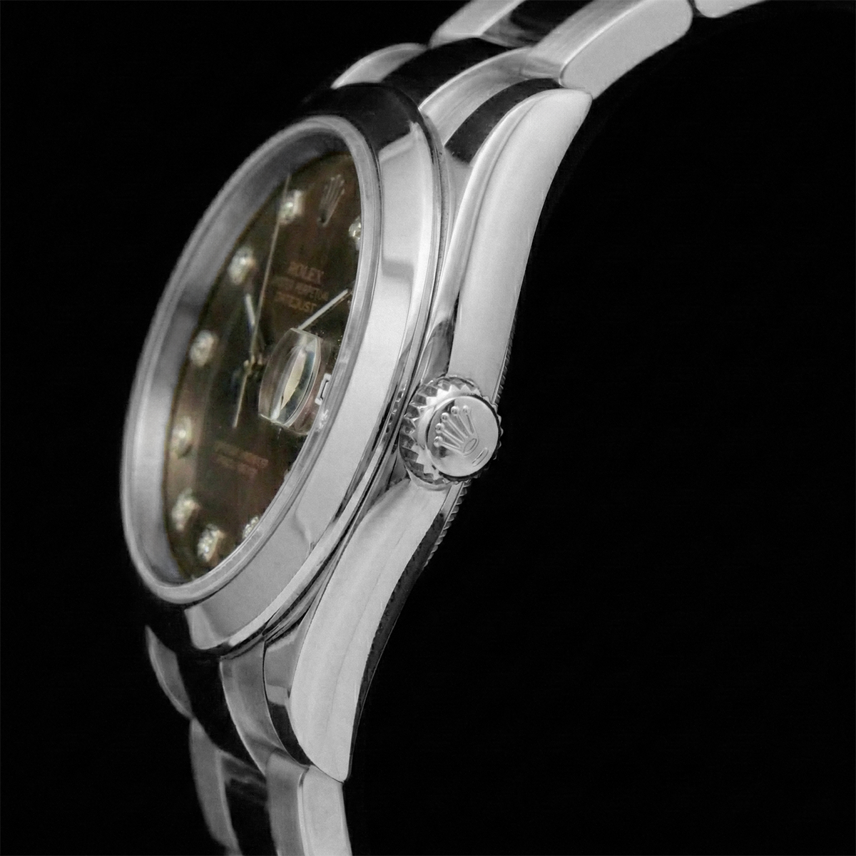 natural diamond 0.20ct watch side angle