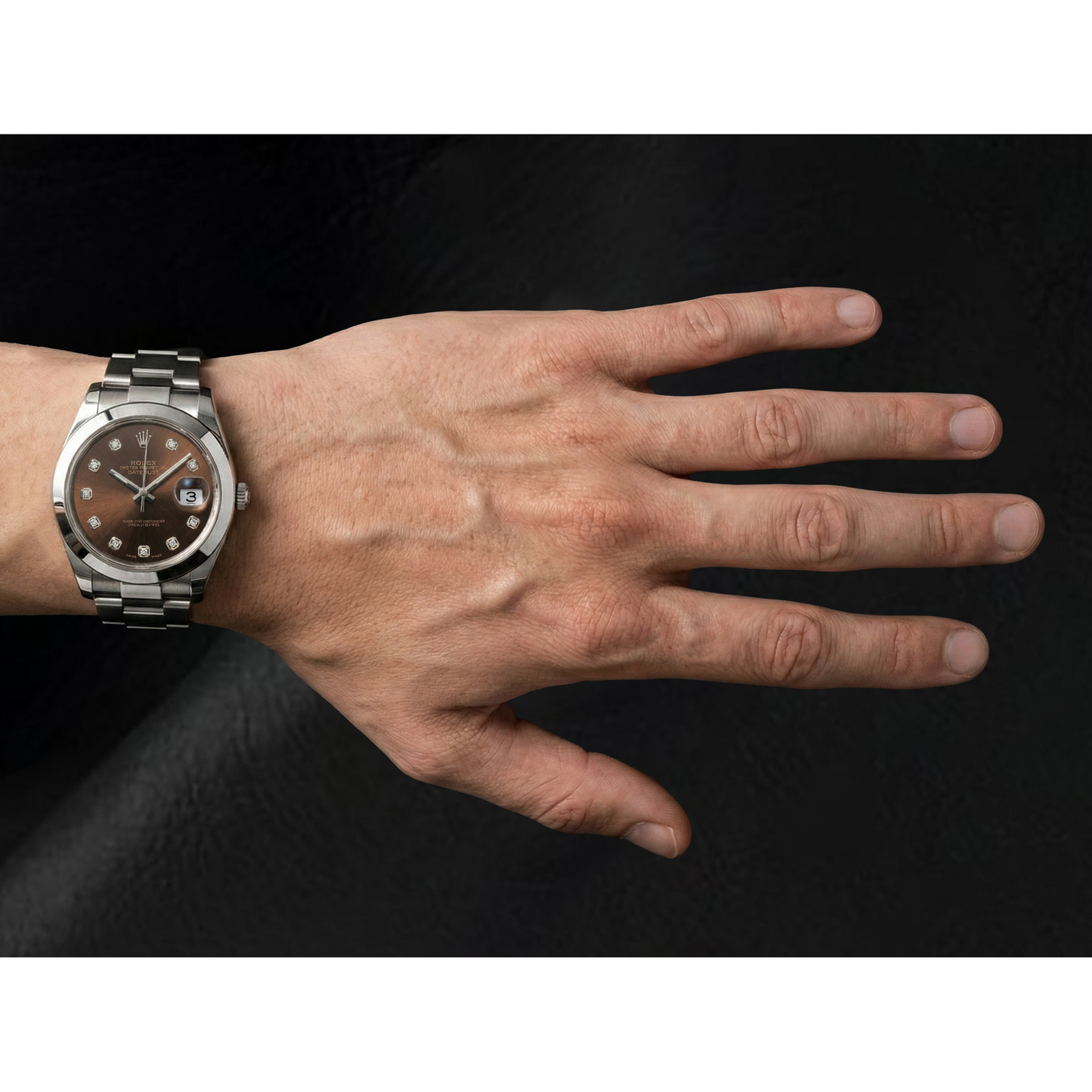 natural diamond 0.20ct watch three quarter angle