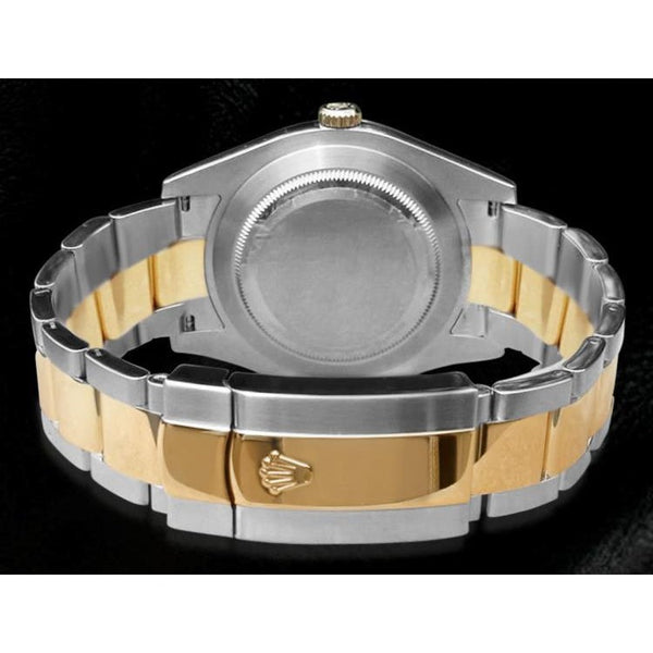 Gents Watch With Gold