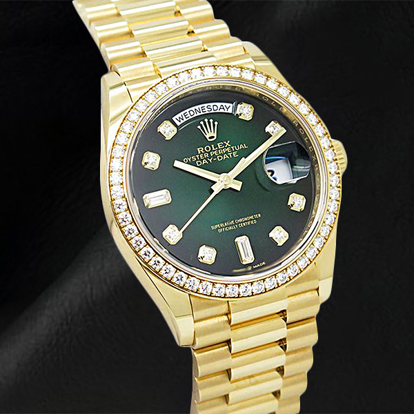 natural diamond watch side angle