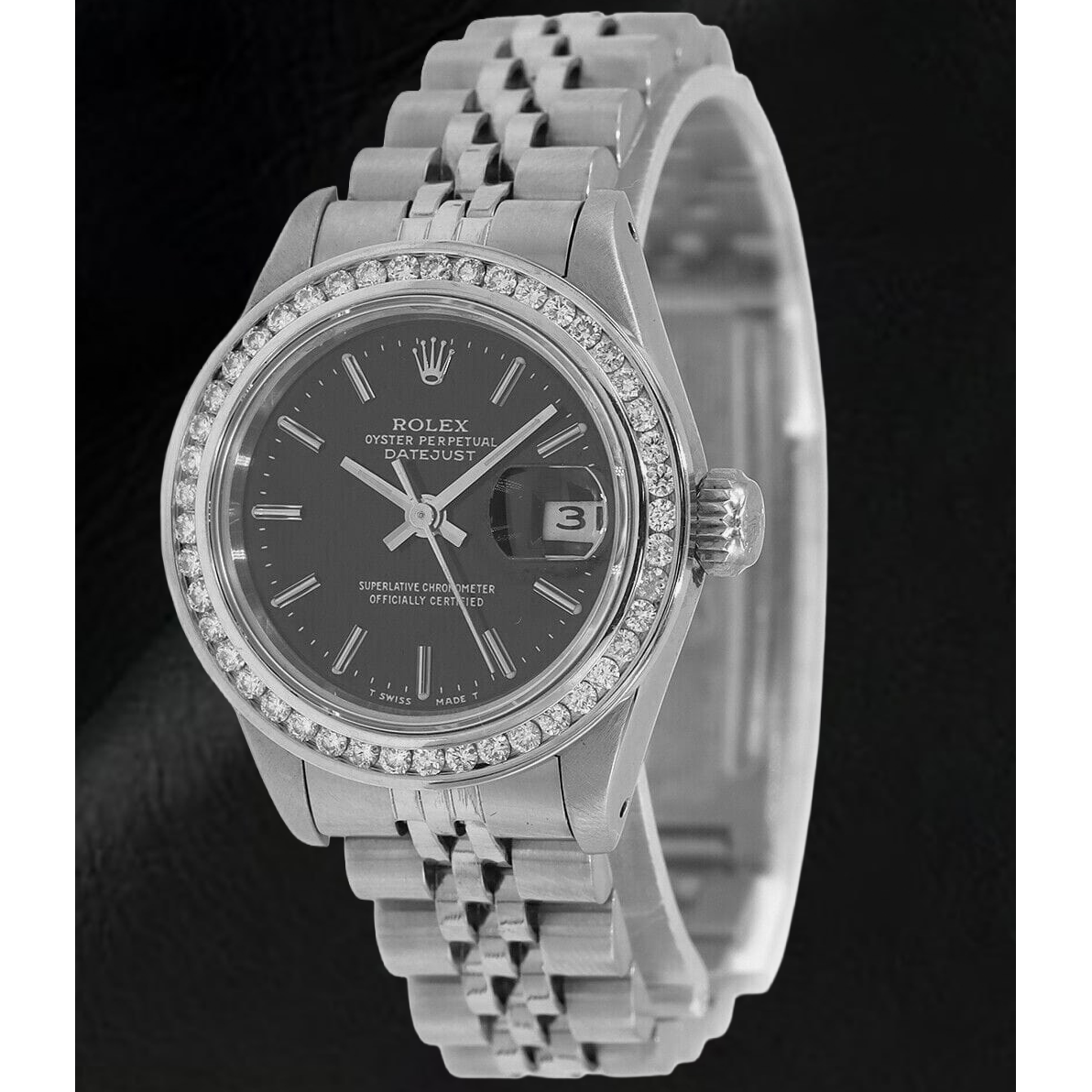 natural round diamond 1ct watch side angle