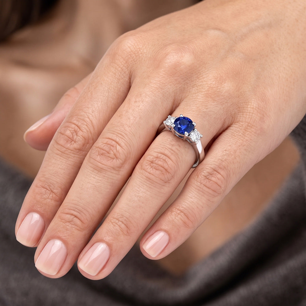 Round Natural Earth Mined Diamond Jewelry 3 Stone Ceylon Sapphire Ring Gold 1.50 Carats