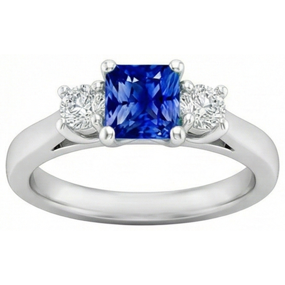 natural round sapphire 1.25ct ring close up detail