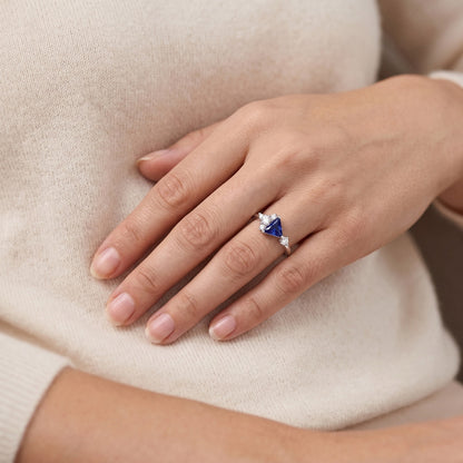 Round Natural Earth Mined Diamond & Trillion Sapphire Ring Gemstone Jewelry